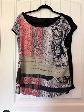 bobeau Coral, Black & Olive Snake-Print Short Sleeve Blouse